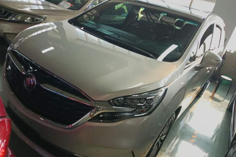 Used Buick GL8 2020 ES Land Cruiser 653T Luxury Model