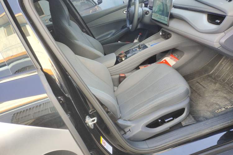 Used BYD Seal 06GT 2025 Intelligent Driving Version 550 All-Wheel Drive Heatwave Edition
