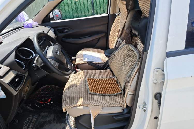 Used Wuling Hongguang 2019 1.5L S Standard Version China VI LAR
