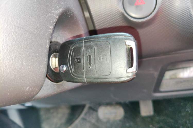 Used Wuling Zhiguang New Energy 2025 Comfort Model Vehicle Key