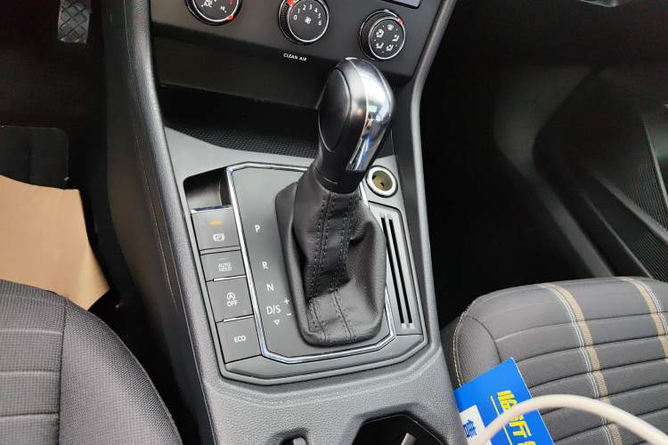 Used Volkswagen Lavida 2021 280TSI DSG Comfort Edition Gear Lever