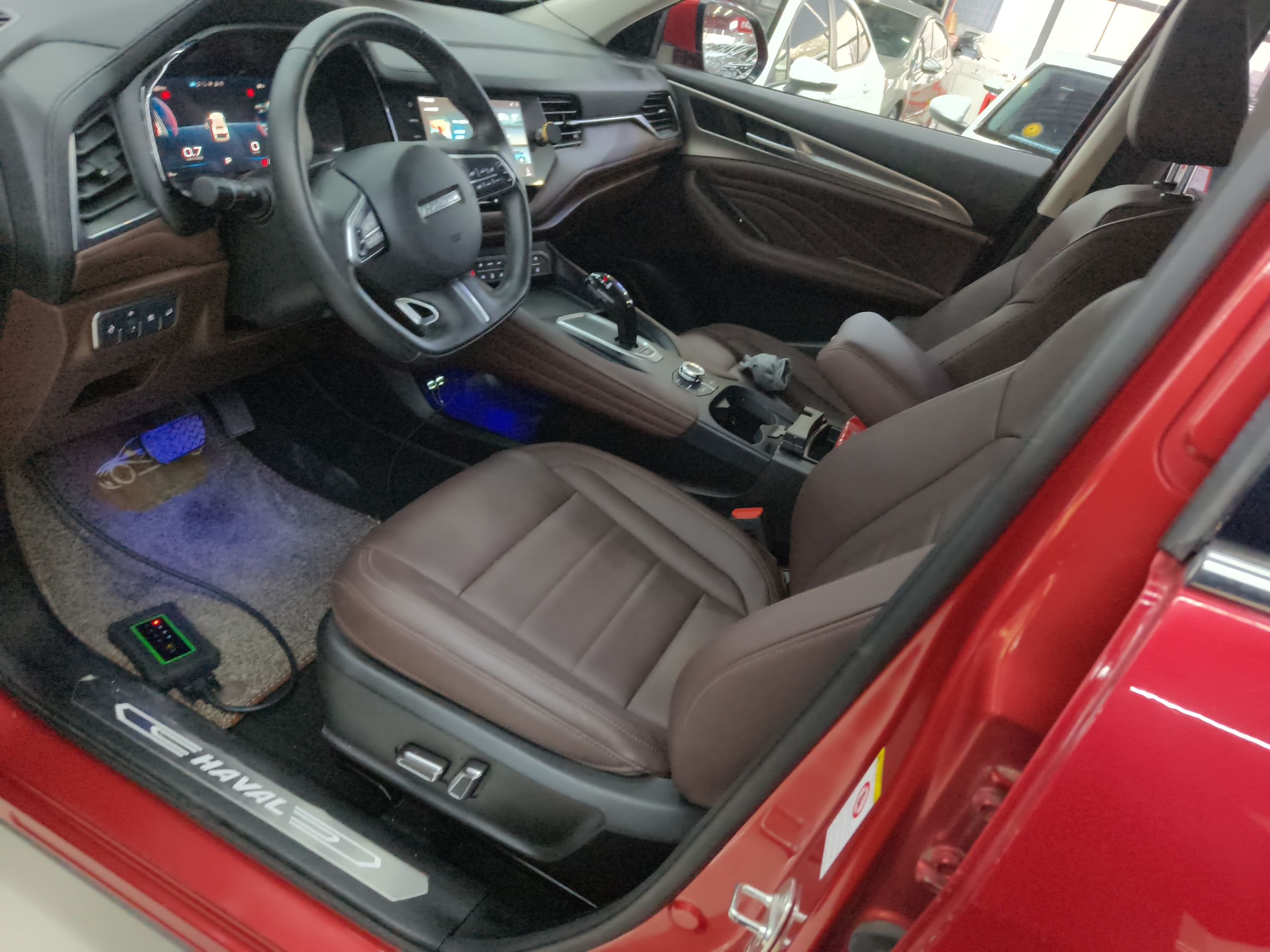 المقاعد الأمامية داخل السيارة