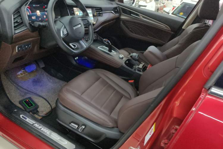 Used Haval F7 2020 2.0T Two-Wheel Drive i-Van
