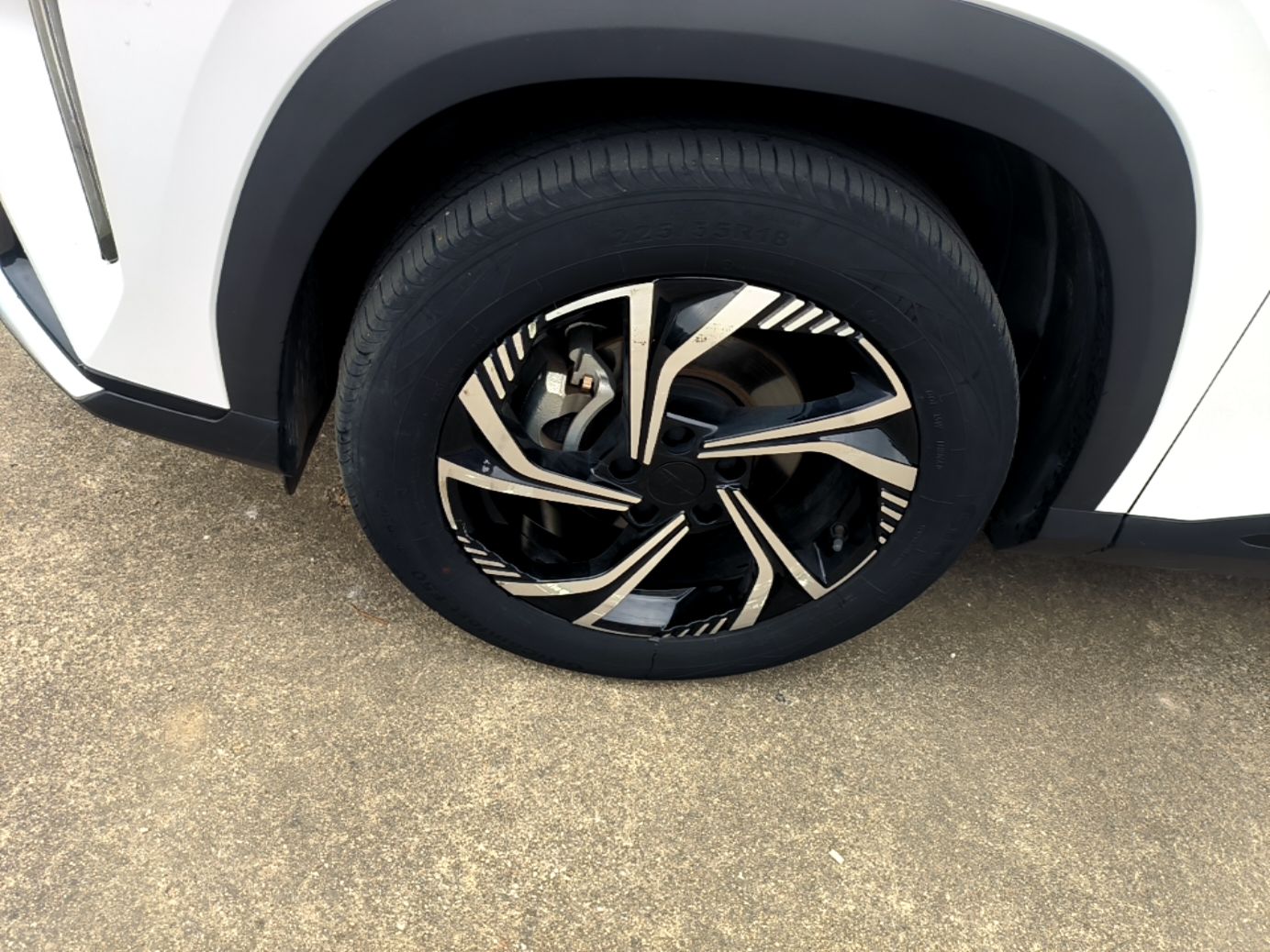 Geely Auto Emgrand X7 Sport 2023 Boyue COOL 1.5TD Smart Connectivity Model — снимка 10