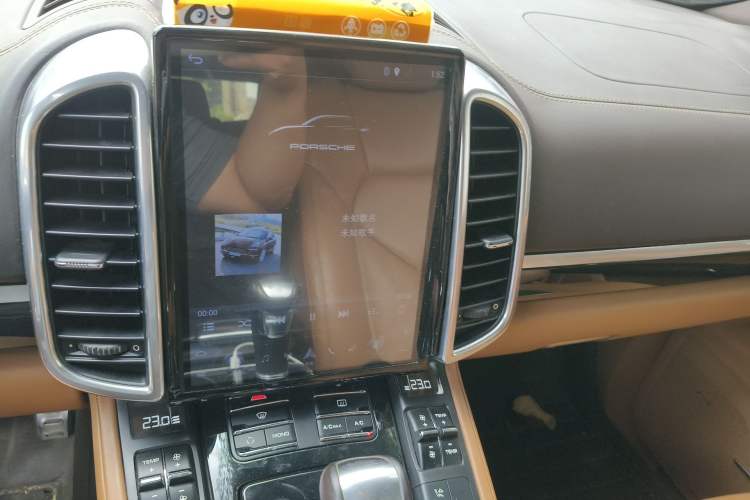 Used Porsche Cayenne 
