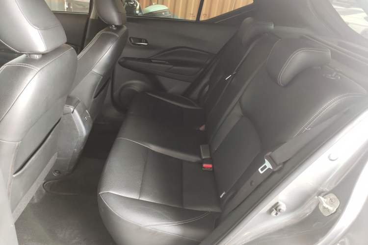 Used Nissan Kicks 2022 1.5L CVT XV Luxury Edition Left Rear Seat