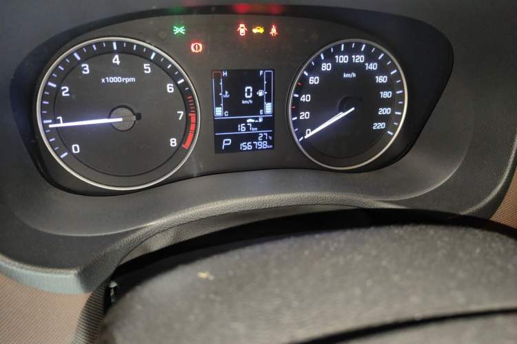 Used Hyundai ix25 2015 2.0L Automatic Two-Wheel Drive Intelligent GLS