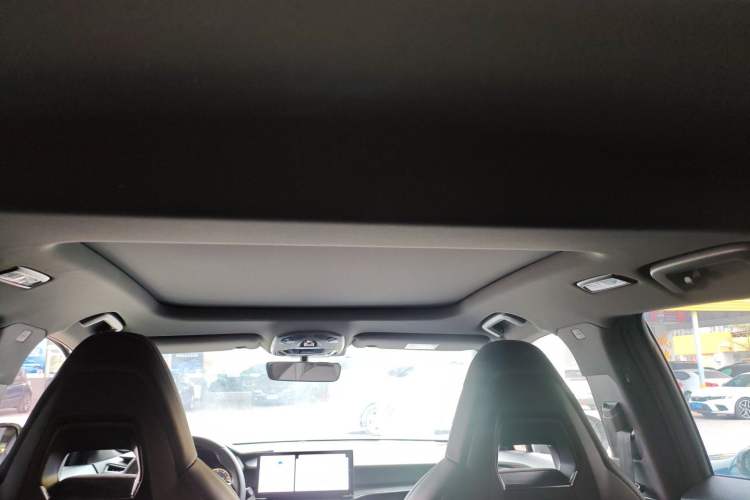 Used Lynk & Co 06 2023 Remix 1.5T JinPro
