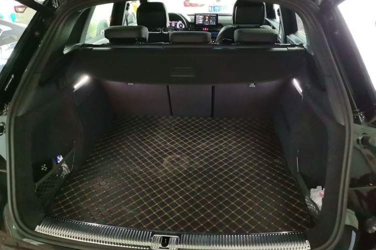 Used Audi Q5L 2023 40T Luxury Dynamic Model