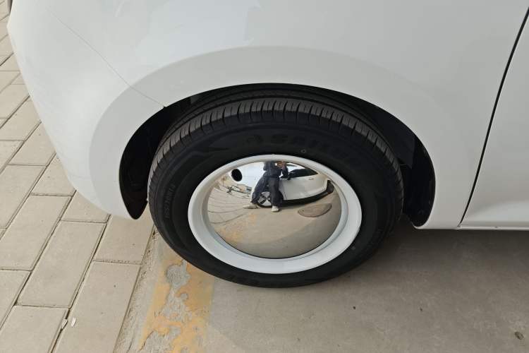 Used CHANGAN NEVO Lumin 2026 Model Treasure Edition 205km Passionate Beige Ningde Left Front Wheel Hub