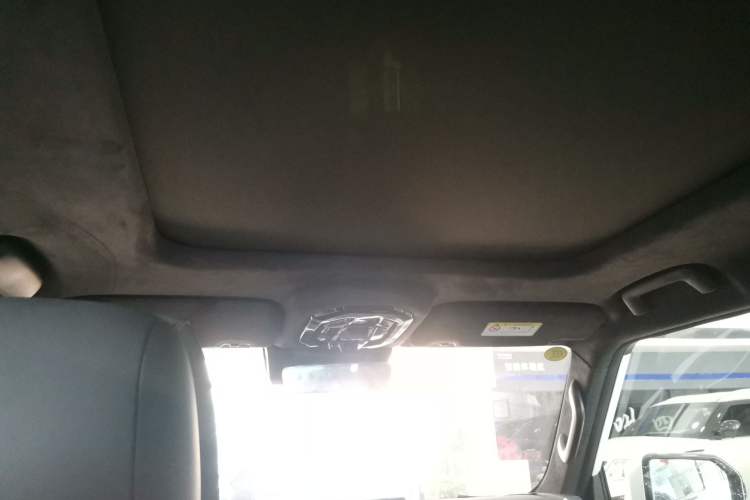 Used JETOUR Traveler 2024 2.0T All-Wheel-Drive Silver Dragon Wings
