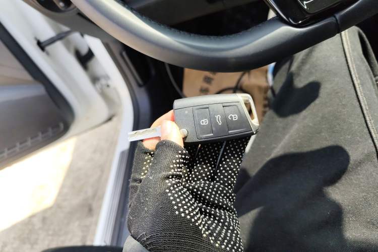 Used Volkswagen Lamando 2019 280TSI DSG Comfort Edition China VI standard Interior 1