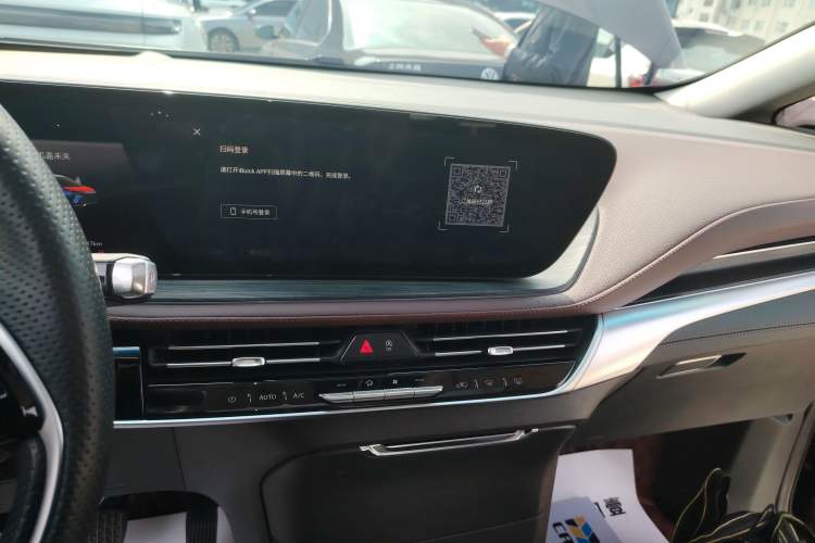Used Buick Century 2023 2.0T Seven-Seater Yinshi Edition Audio And AC Panel