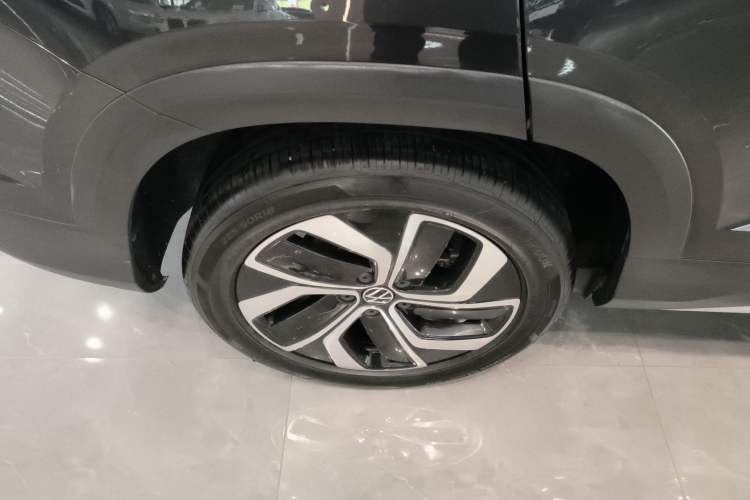 Used Volkswagen Tharu 2024 300TSI Two-Wheel-Drive Full Moon Edition Exterior 5