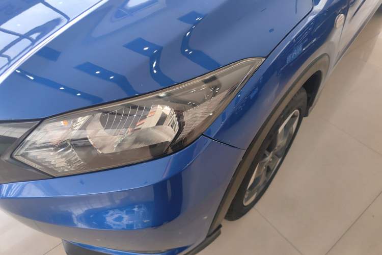 Used Honda Vezel 2016 1.8L CVT Front-Wheel Drive Pioneer Edition
