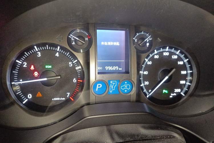 Used Lexus GX 2014 400 Prestige Edition Odometer Close Up