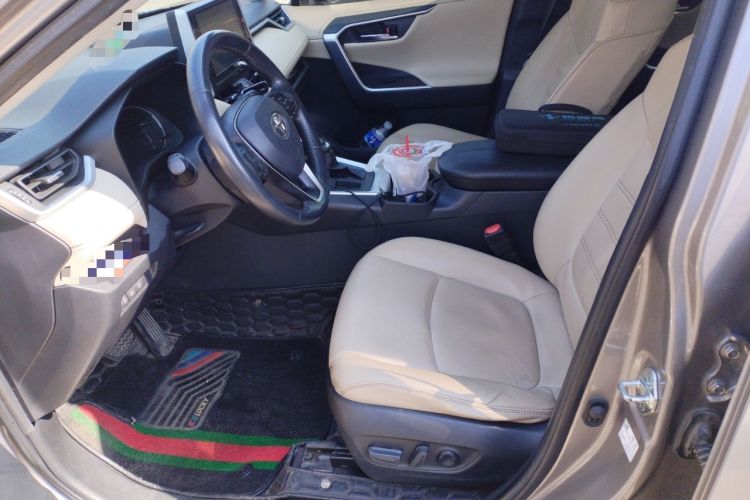 Used Toyota RAV4 2021 2.0L CVT Two-Wheel Drive Fashion PLUS Edition