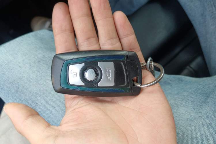 Used BMW 3 Series GT 2014 320i Design Package Model
