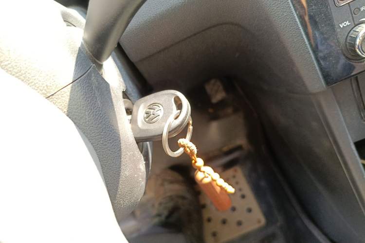 Used Volkswagen Jetta 2015 Zhuihui Edition 1.4L Manual Fashion Model