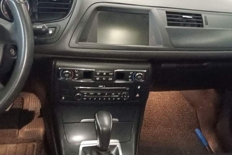 Used Citroen C5 2014 1.6T Automatic Luxury Model
