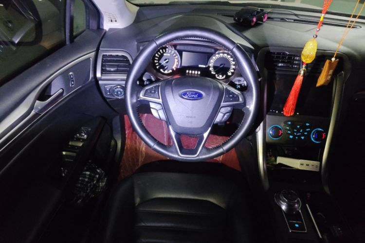 Used Ford Mondeo 2017 EcoBoost 180 Stylish Model Steering Wheel