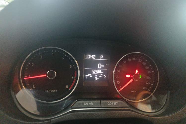 Used Volkswagen Polo 2014 1.6L Cross Polo Automatic