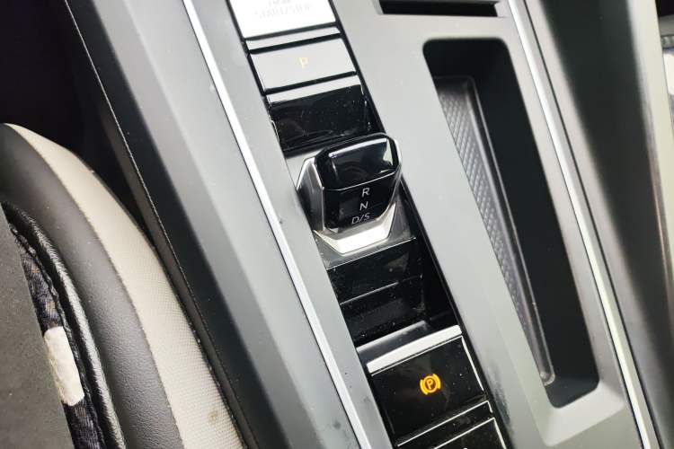 Used Volkswagen Golf 2021 280TSI DSG Pro Gear Lever