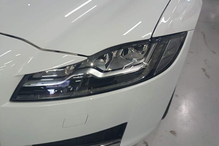 Used Jaguar XFL 2018 XFL 2.0T 250 PS Luxury Edition