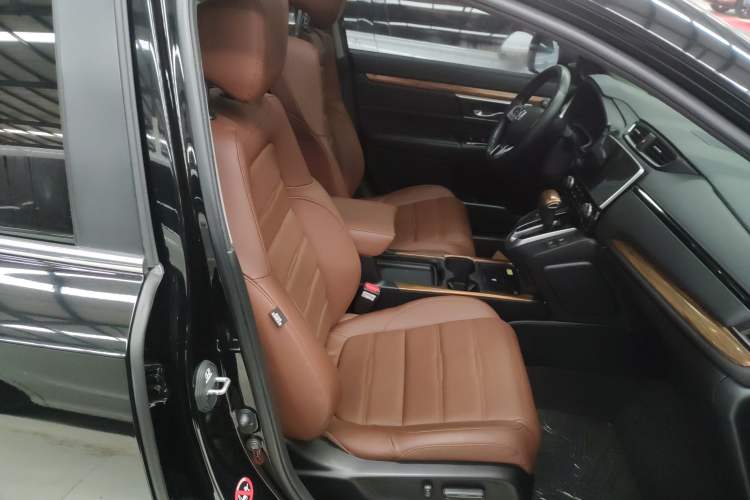 Used Honda CR-V 2021 240TURBO CVT 2WD Fashion Edition