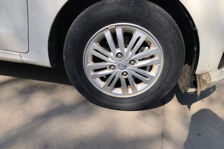 Used Kia Pegas 2019 1.4L Manual Value Edition National VI Standard Right Front Wheel Hub