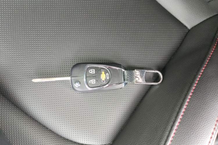 Used Chevrolet Monza 2020 Light Hybrid Redline 320T Dual-Clutch Joyful Edition Vehicle Key