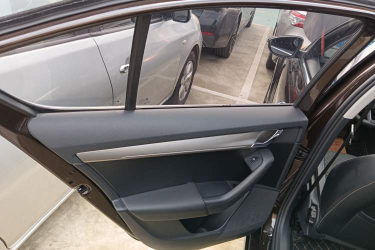 Used Skoda Octavia 2019 TSI230 DSG SmartDrive Luxury Edition China VI