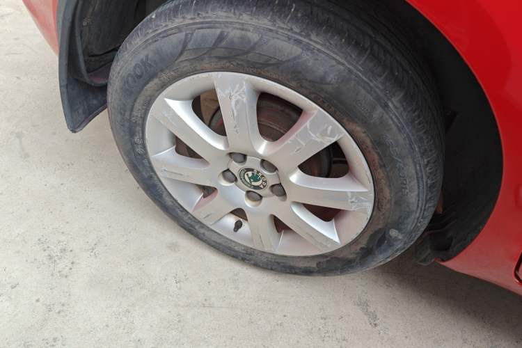 Used Skoda Fabia 2012 1.4L Automatic Crystal Edition
