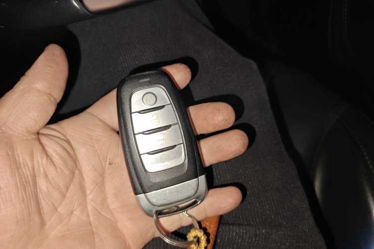 Used Hongqi H5 2020 1.8T Automatic ZhiLian QiYun Edition