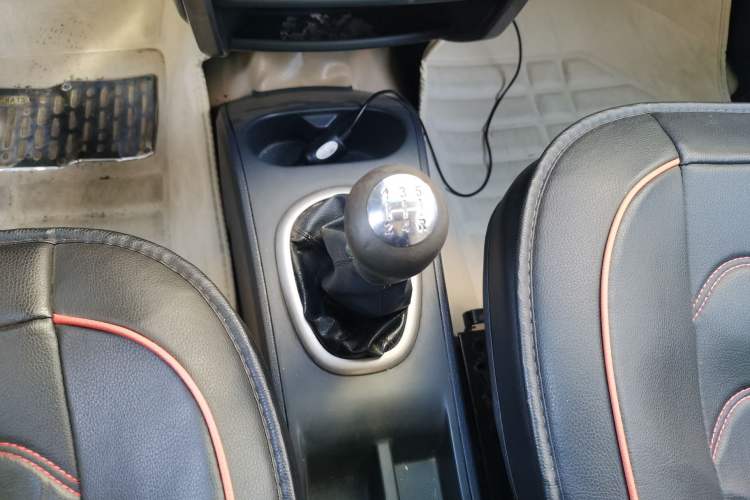 Used CHANGAN CX20 2011 1.3L Manual Standard Edition