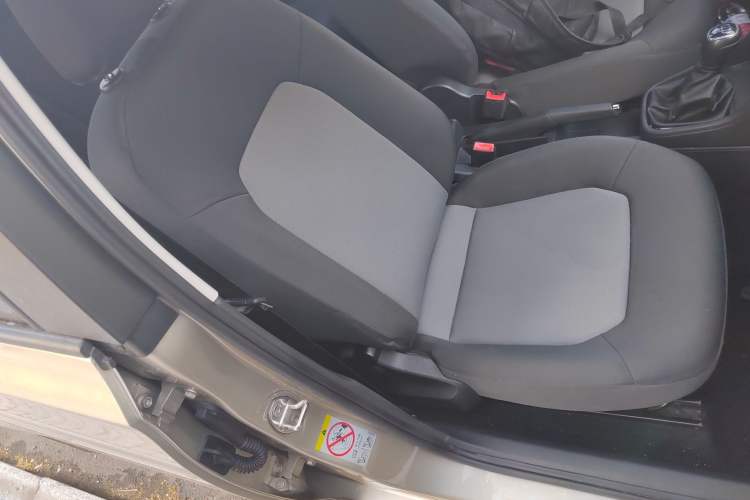 Used Skoda Rapid 2018 1.6L Manual Standard Edition
