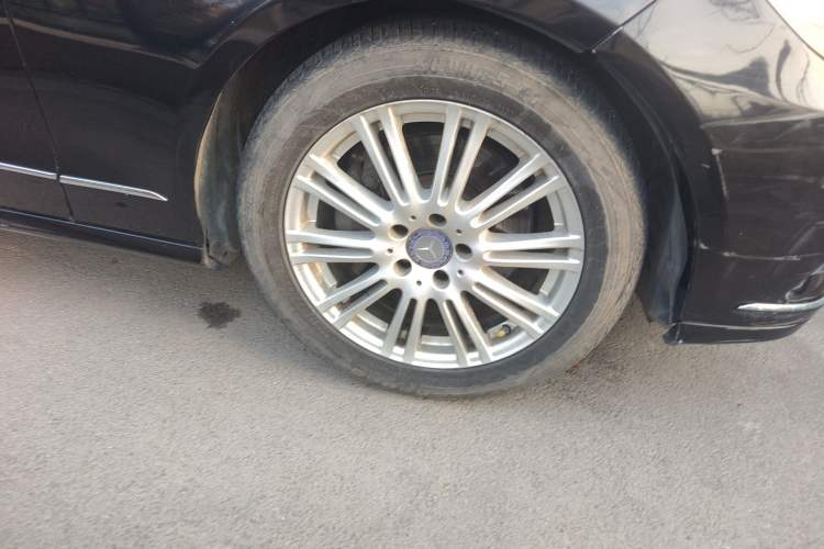 Used Mercedes-Benz E-Class 2011 E 200 L CGI Elegant Model