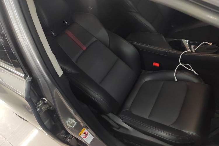 Used CHANGAN Eado 2020 PLUS Blue Whale NE 1.4T GDI DCT Prestige Model Right Front Seat