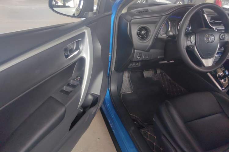 Used Toyota Levin Hybrid E+ 2019 1.8L GS E-CVT Elite Model with Sunroof