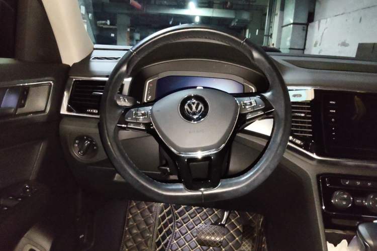 Used Volkswagen Teramont 2020 380TSI Four-Wheel Drive Luxury Version China VI Standard Steering Wheel