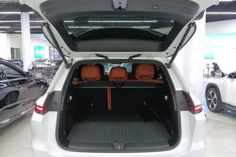 Used Li Auto L6 2024 Pro Model
