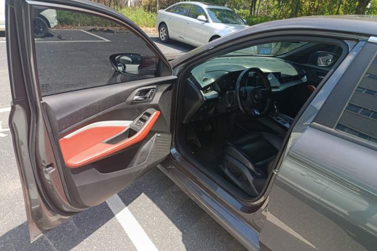 Used MG 5 2021 180 DVVT CVT Youth Luxury Edition Driver Seat