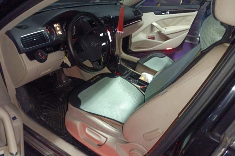 Used Volkswagen Passat 2011 1.8 TSI DSG Prestige Edition