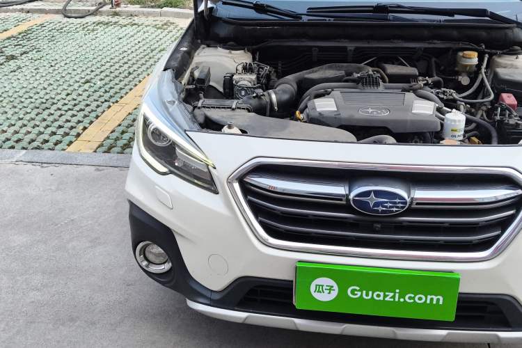 Used Subaru Outback 2020 2.5i Sport Navigation Edition with EyeSight Right Front Headlight