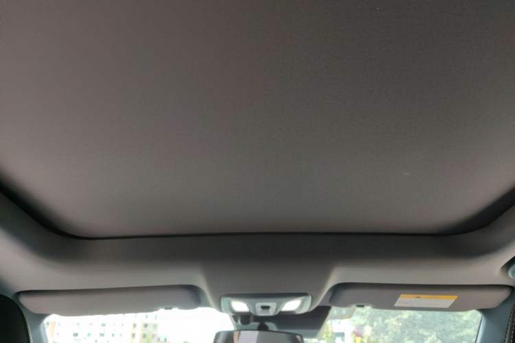 Used CHANGAN UNI-V 2023 1.5T Prestige Model
