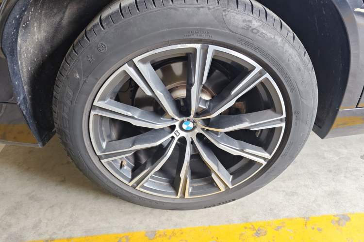 Used BMW X5 2022 Restyled xDrive 30Li M Sport Package
