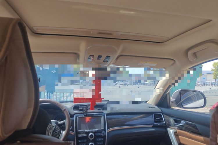 Used Haval H2 2017 Red-Label 1.5T Manual Two-Wheel-Drive Elite Model
