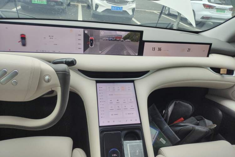 Used IM LS6 2023 Max Long-Range Version Audio And AC Panel