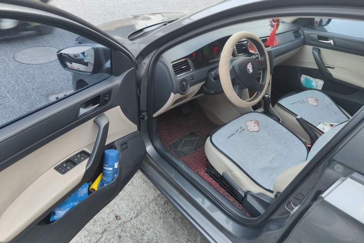 Used Skoda Rapid 2013 1.6L Automatic Smart Selection Model