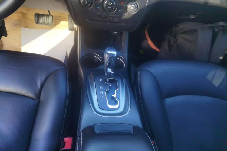 Used Dodge Journey 2016 2.4L Two-Wheel-Drive Touring Edition
